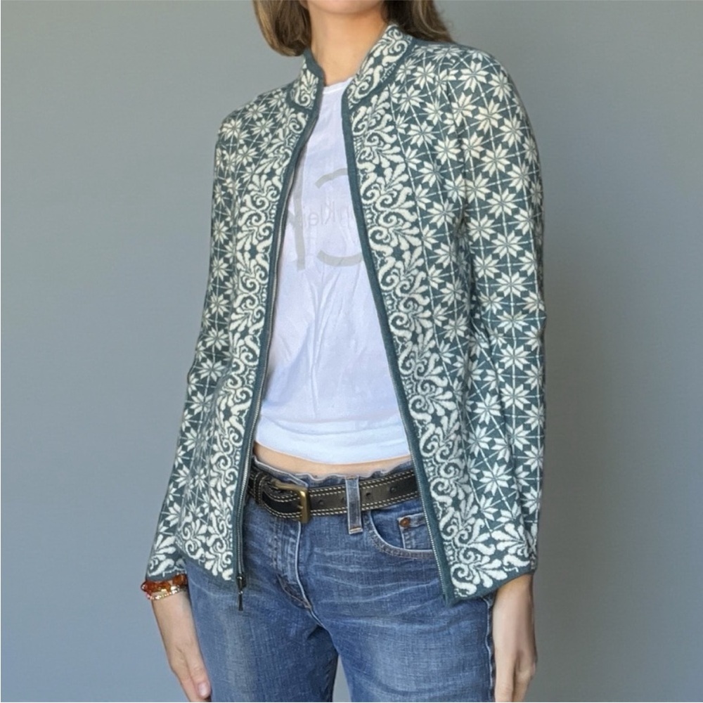 Classic Alpaca Blue & White Patterned ZipUp Sweater Small Baby Alpaca Cardigan